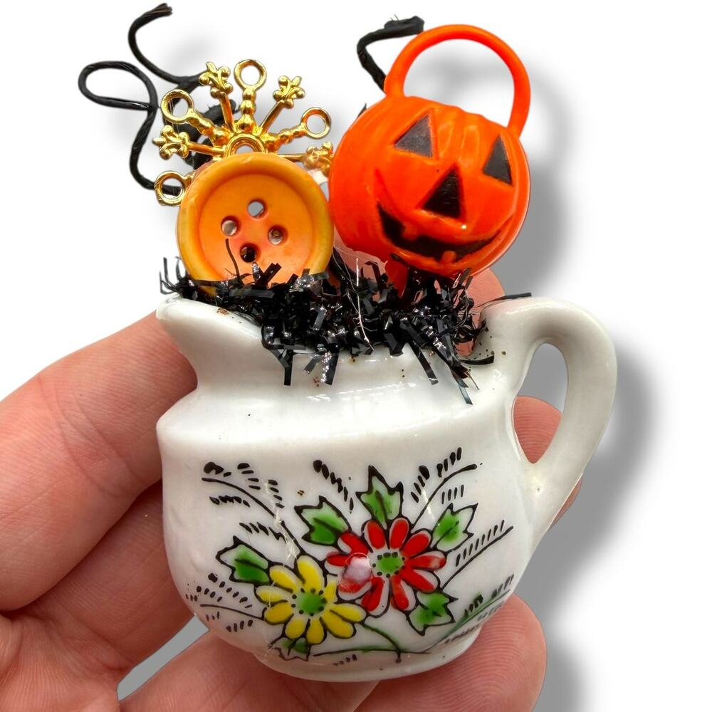 Teensy Halloween Assemblage - Trinket Shelf - Salvage Art